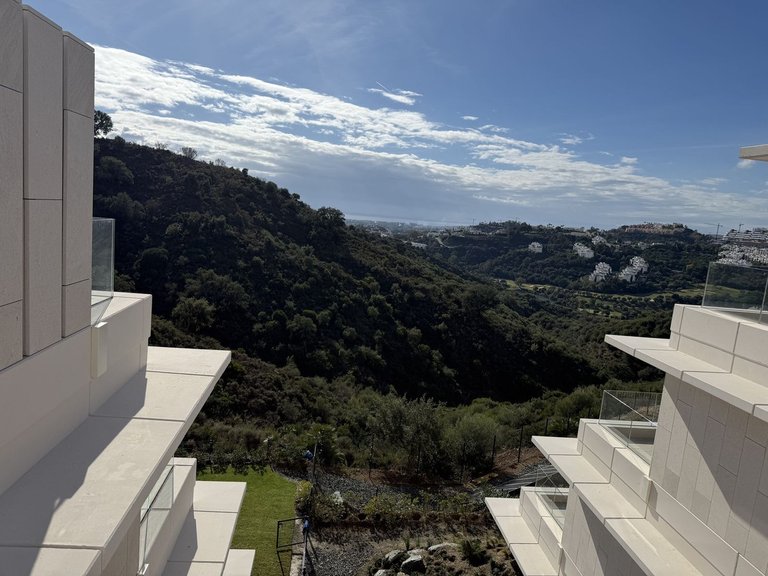 Apartment for Sale in La Quinta, Malaga 27