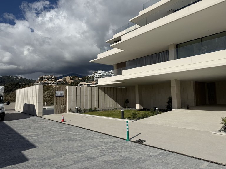 Apartment for Sale in La Quinta, Malaga 30