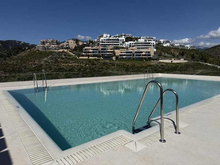 Apartment for Sale in La Quinta, Malaga 32
