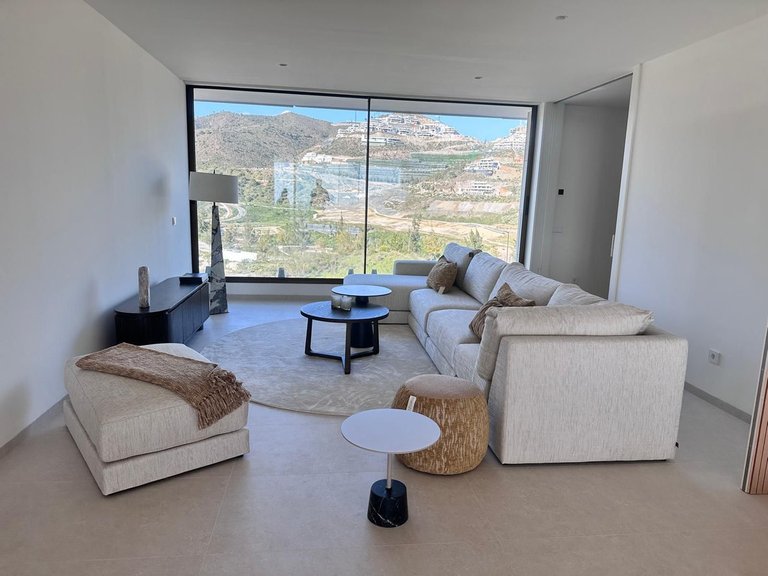 Apartment for Sale in La Quinta, Malaga 37