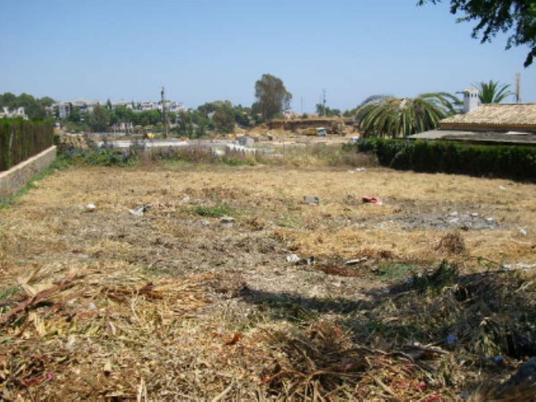 Plot for Sale in Estepona, Malaga 1
