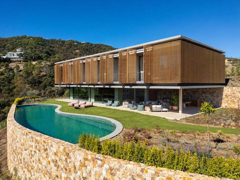 Villa for Sale in El Madroñal, Malaga 19