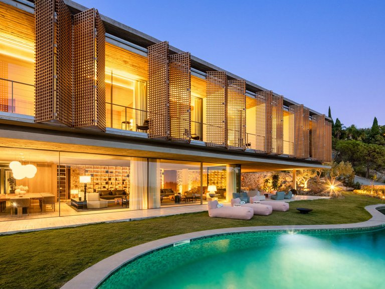 Villa for Sale in El Madroñal, Malaga 43