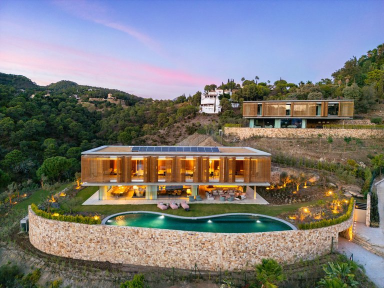 Villa for Sale in El Madroñal, Malaga 46