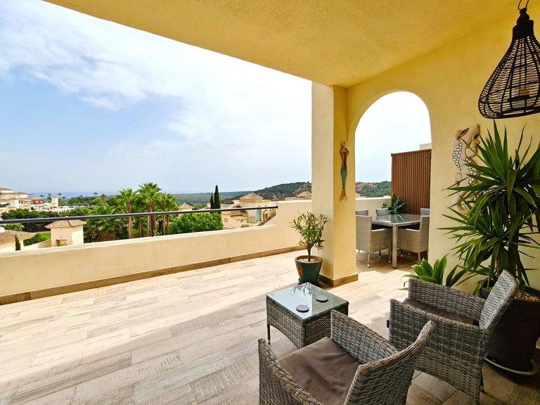 Apartment for Sale in San Roque Club, Cadiz 2