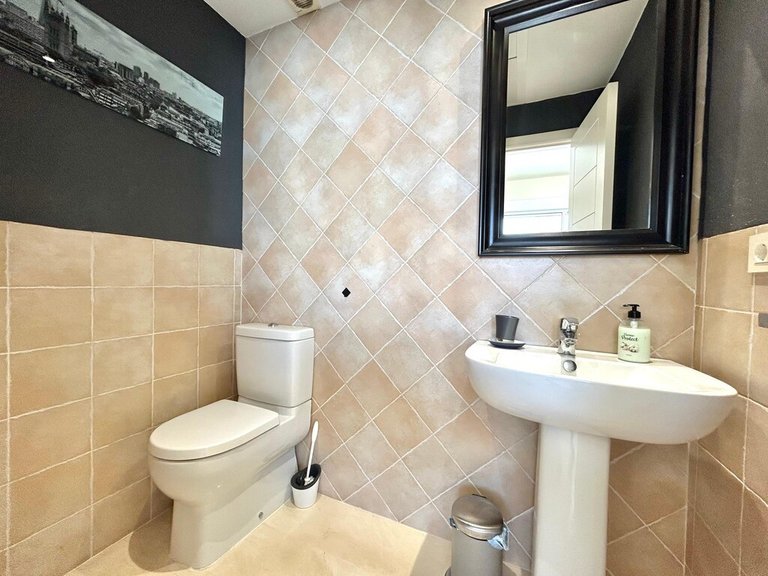 Apartment for Sale in Estepona, Malaga 10