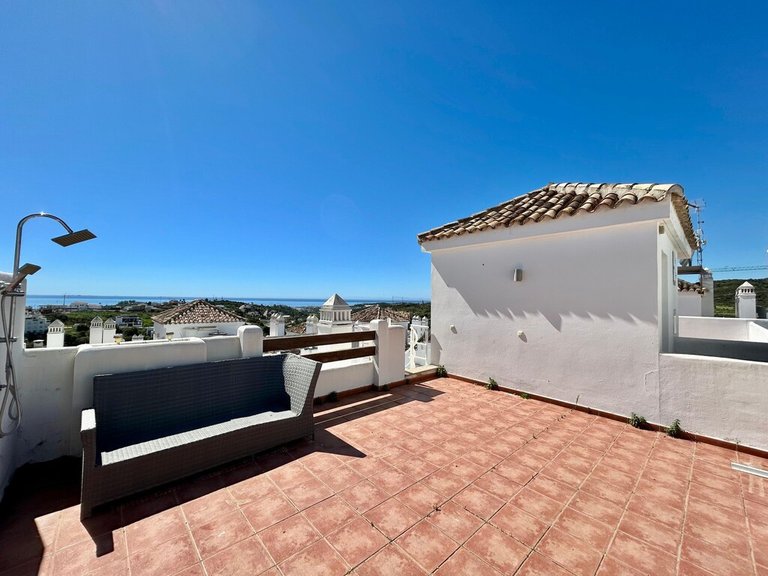 Apartment for Sale in Estepona, Malaga 3