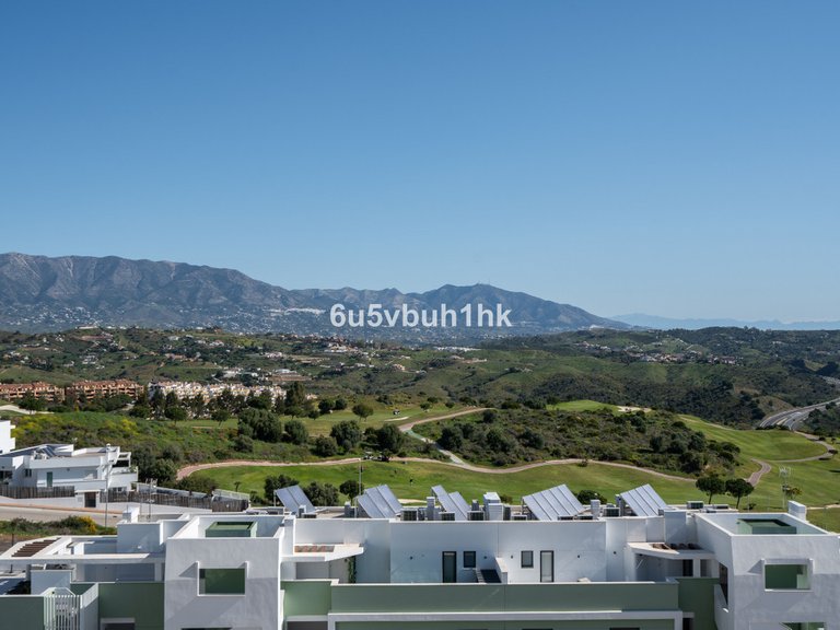 Apartment for Sale in Calanova Golf, Malaga 22