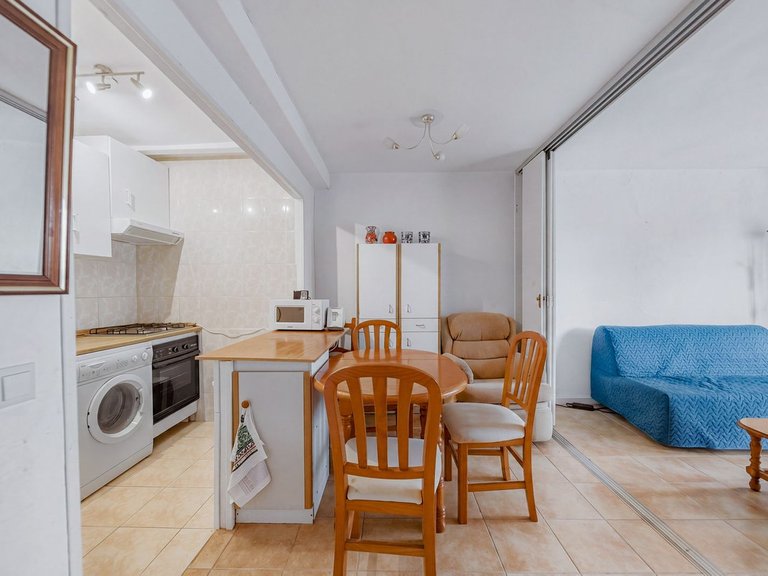 Apartment for Sale in Costa del Sol, Benalmadena Costa, Malaga 6