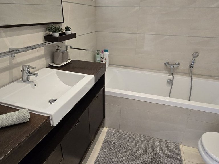 Apartment for Sale in Higueron, Malaga 10