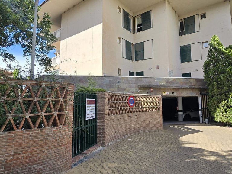 Apartment for Sale in Higueron, Malaga 27