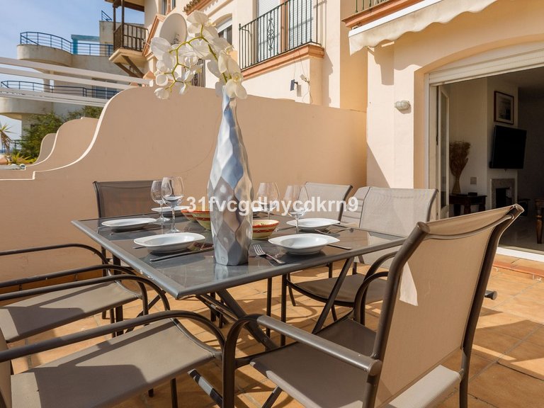 Villa for Sale in Estepona, Malaga 33