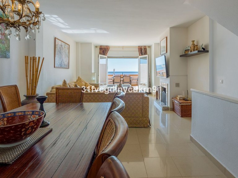 Villa for Sale in Estepona, Malaga 4