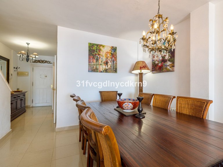Villa for Sale in Estepona, Malaga 9