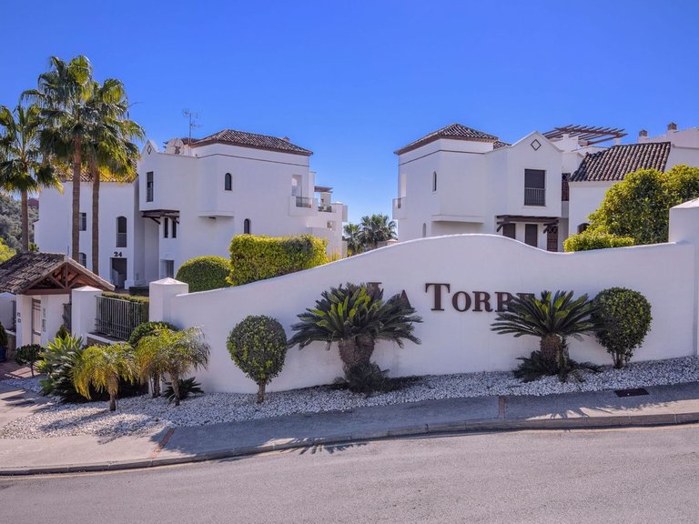Apartment for Sale in Los Arqueros, Malaga 1