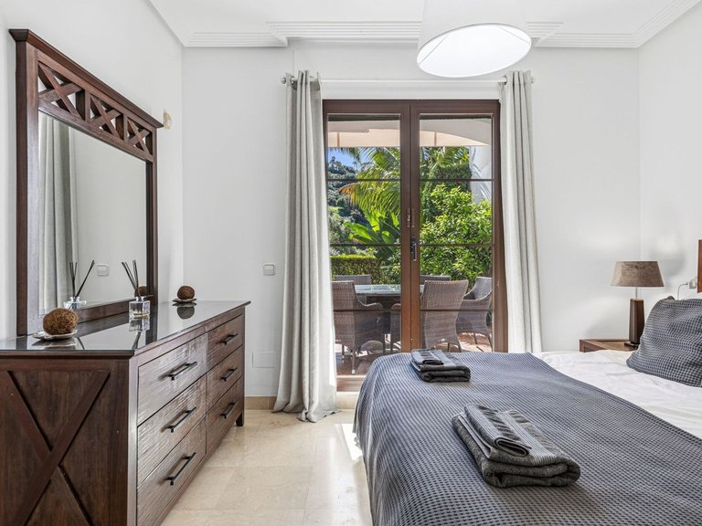 Apartment for Sale in Los Arqueros, Malaga 15