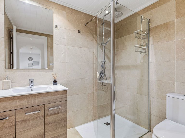 Apartment for Sale in Los Arqueros, Malaga 19