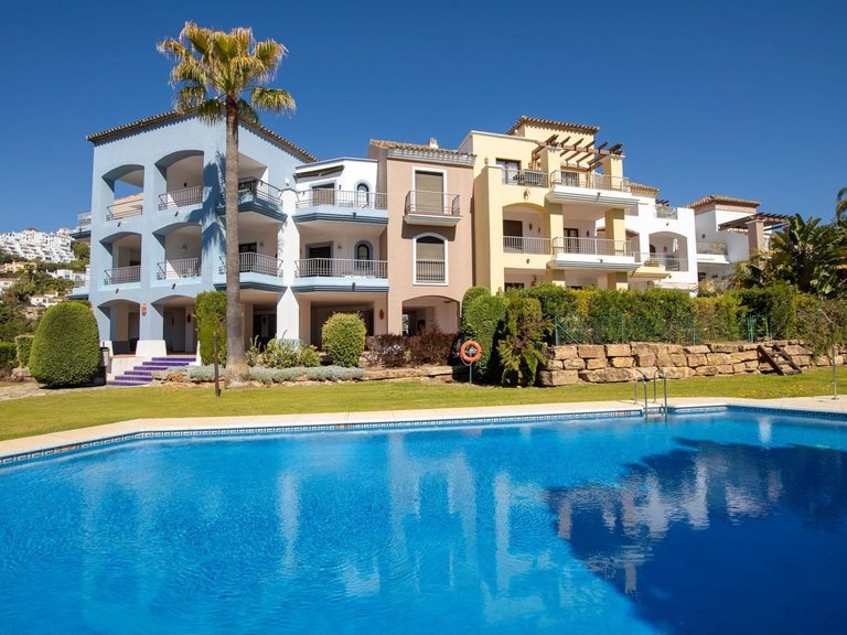Apartment for Sale in Los Arqueros, Malaga 24