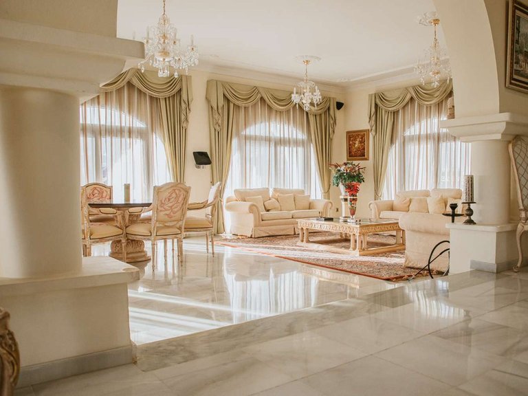 Villa for Sale in Benalmadena, Malaga 8
