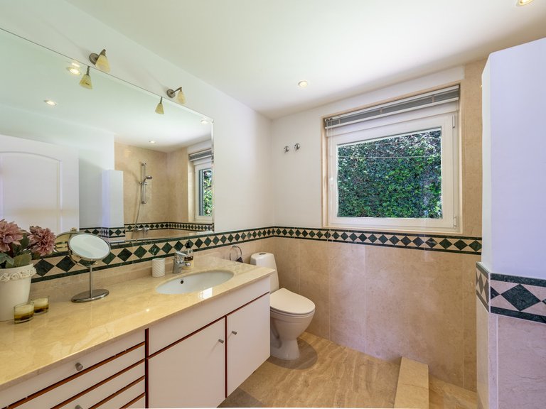 Villa for Sale in Benalmadena, Malaga 21