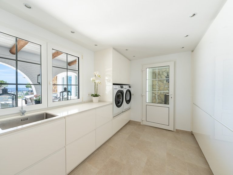 Villa for Sale in Benalmadena, Malaga 26
