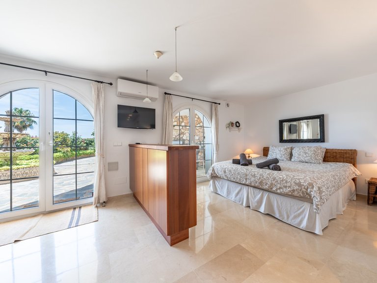 Villa for Sale in Benalmadena, Malaga 37
