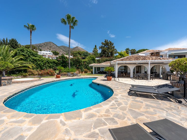 Villa for Sale in Benalmadena, Malaga 46
