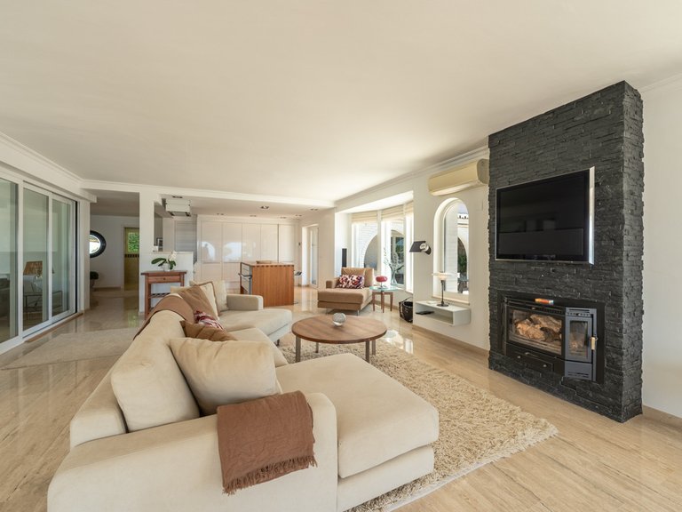 Villa for Sale in Benalmadena, Malaga 5