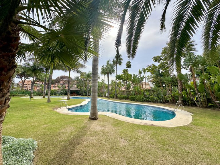 Apartment for Sale in Puerto Banús, Malaga 2