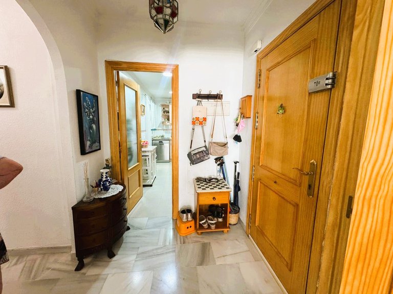 Apartment for Sale in Las Lagunas, Malaga 14