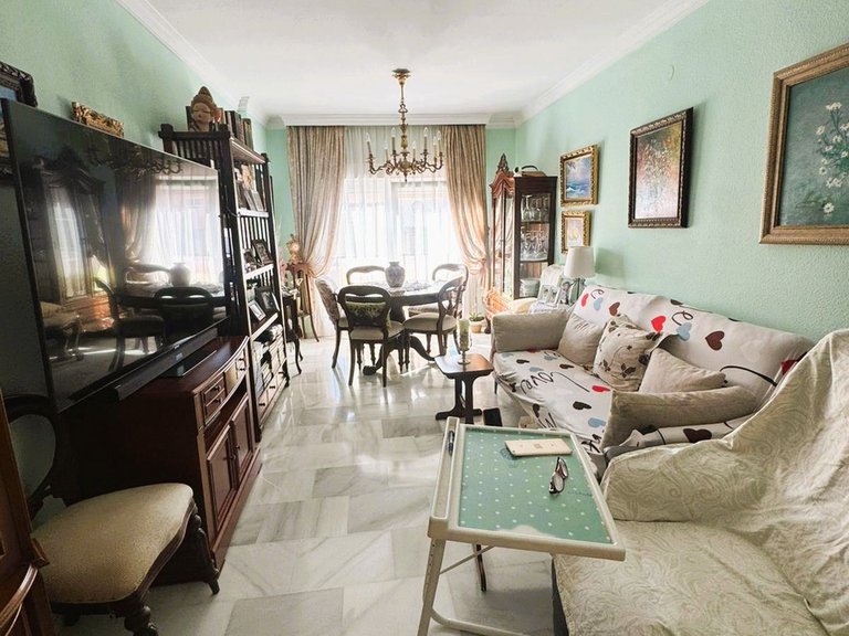 Apartment for Sale in Las Lagunas, Malaga 2