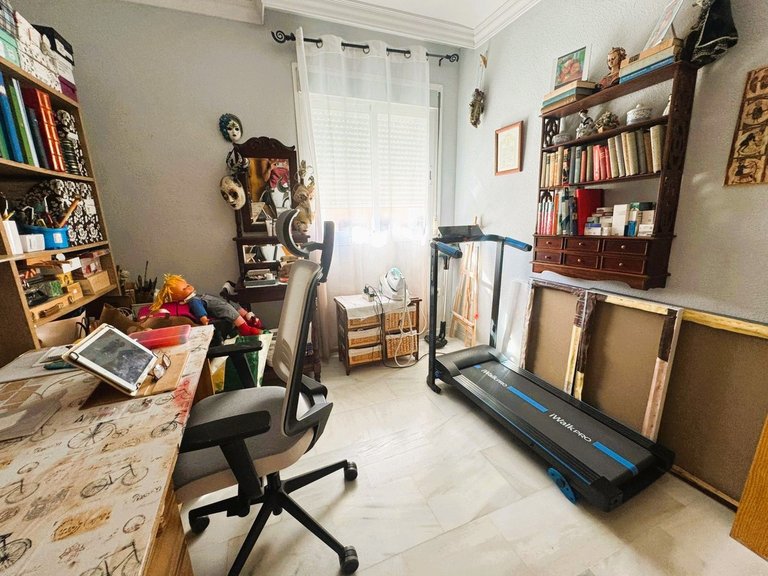 Apartment for Sale in Las Lagunas, Malaga 27