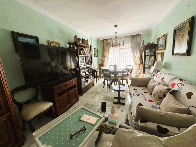 Apartment for Sale in Las Lagunas, Malaga 3