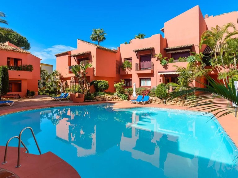 Apartment for Sale in Elviria, Malaga 1
