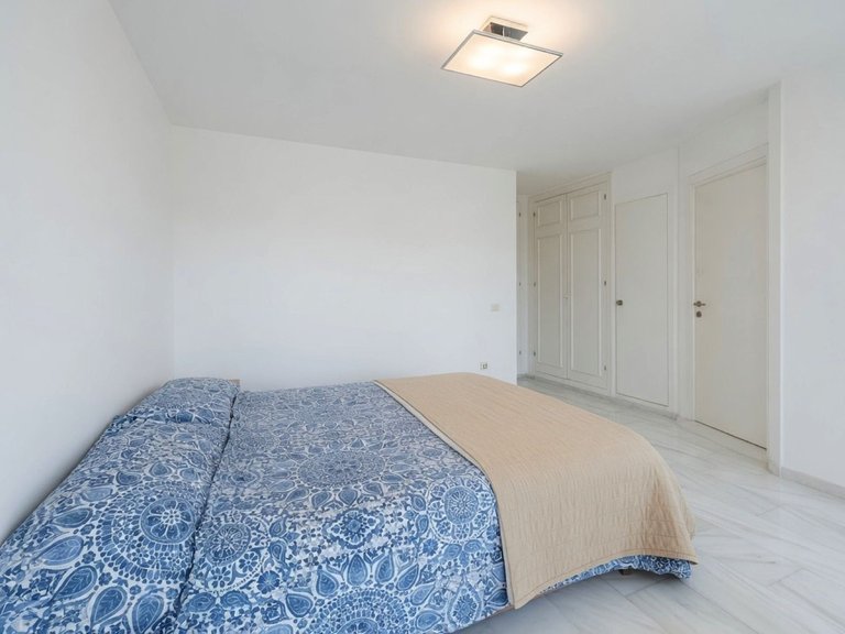 Apartment for Sale in Estepona, Malaga 7