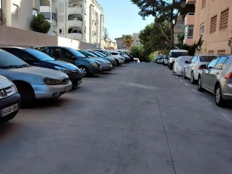 Apartment for Sale in Benalmadena Costa, Malaga 15