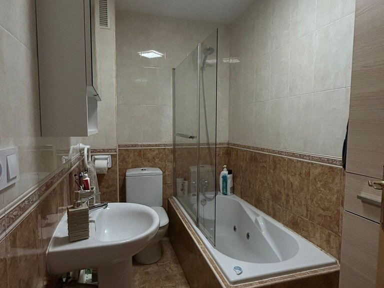 Apartment for Sale in Fuengirola, Malaga 18