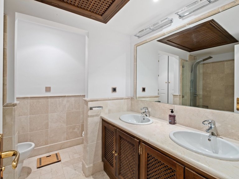 Apartment for Sale in Marbella, Malaga 9