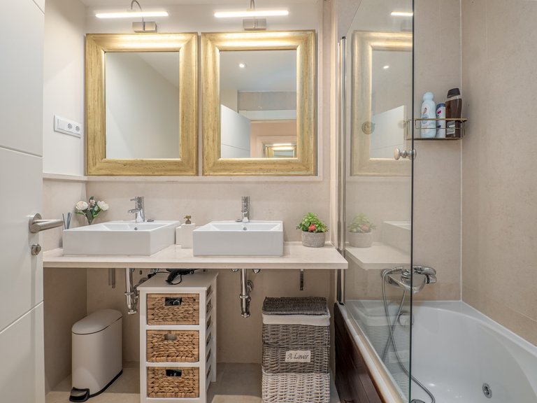 Apartment for Sale in Los Flamingos, Malaga 20