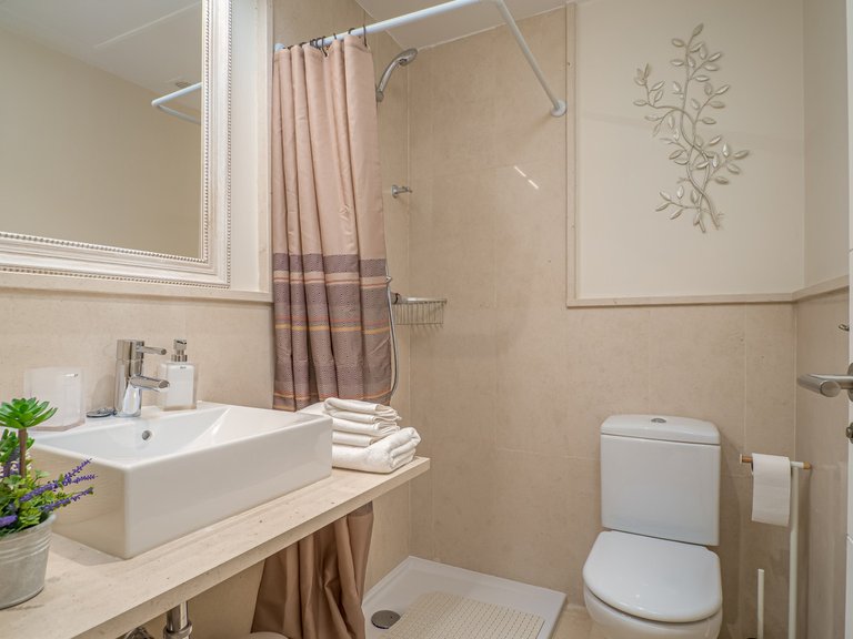 Apartment for Sale in Los Flamingos, Malaga 21
