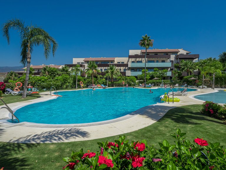 Apartment for Sale in Los Flamingos, Malaga 3