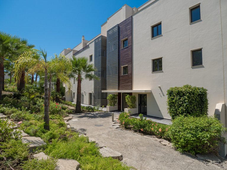 Apartment for Sale in Los Flamingos, Malaga 31