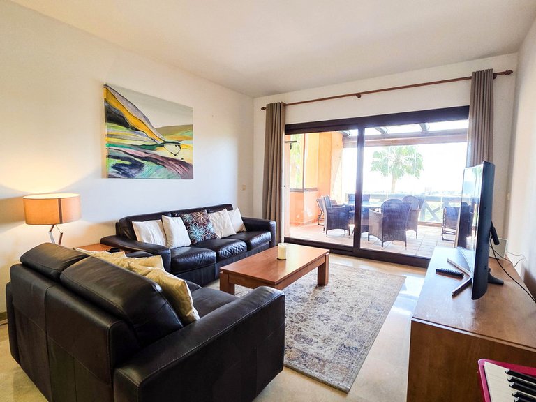 Apartment for Sale in La Duquesa, Malaga 10