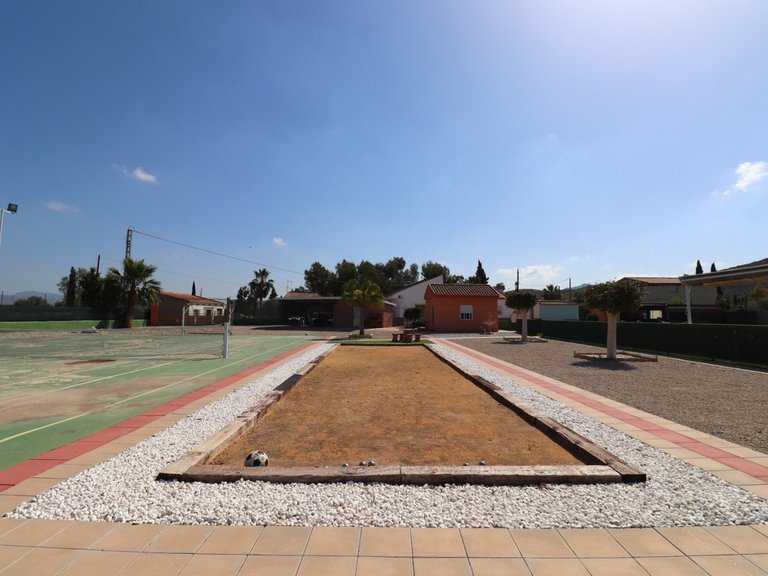 Villa for Sale in Benferri, Alicante 46