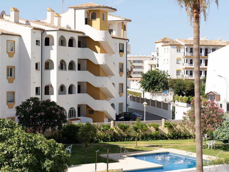 Apartment for Sale in Costa del Sol, La Carihuela, Malaga 10