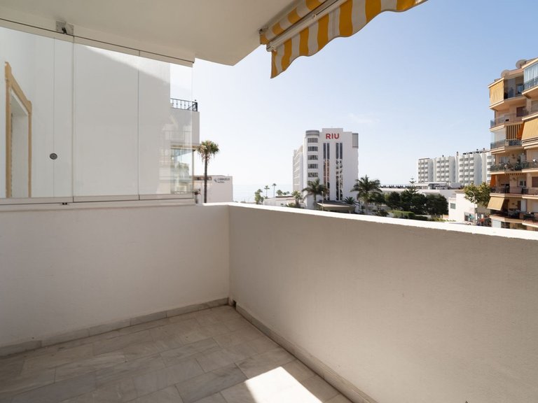 Apartment for Sale in Costa del Sol, La Carihuela, Malaga 2