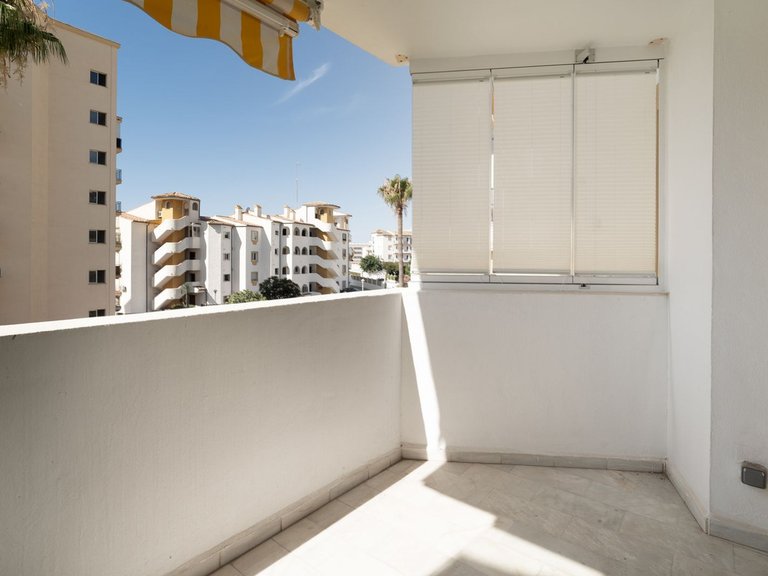 Apartment for Sale in Costa del Sol, La Carihuela, Malaga 3