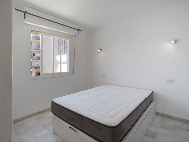 Apartment for Sale in Costa del Sol, La Carihuela, Malaga 7