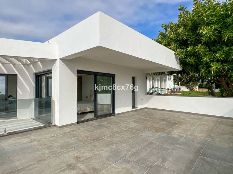 Villa for Sale in El Faro, Malaga 41