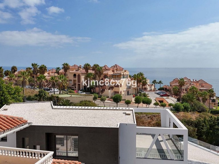 Villa for Sale in El Faro, Malaga 60